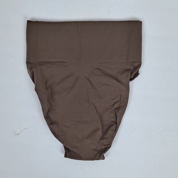 SKIMS Core Control shapewear NWOT - Picture 2 of 5